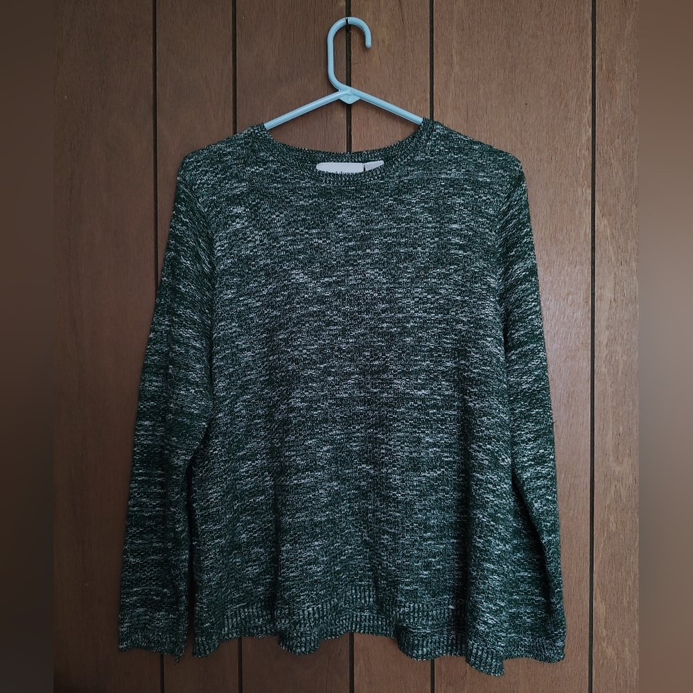 Women's Green Sweater